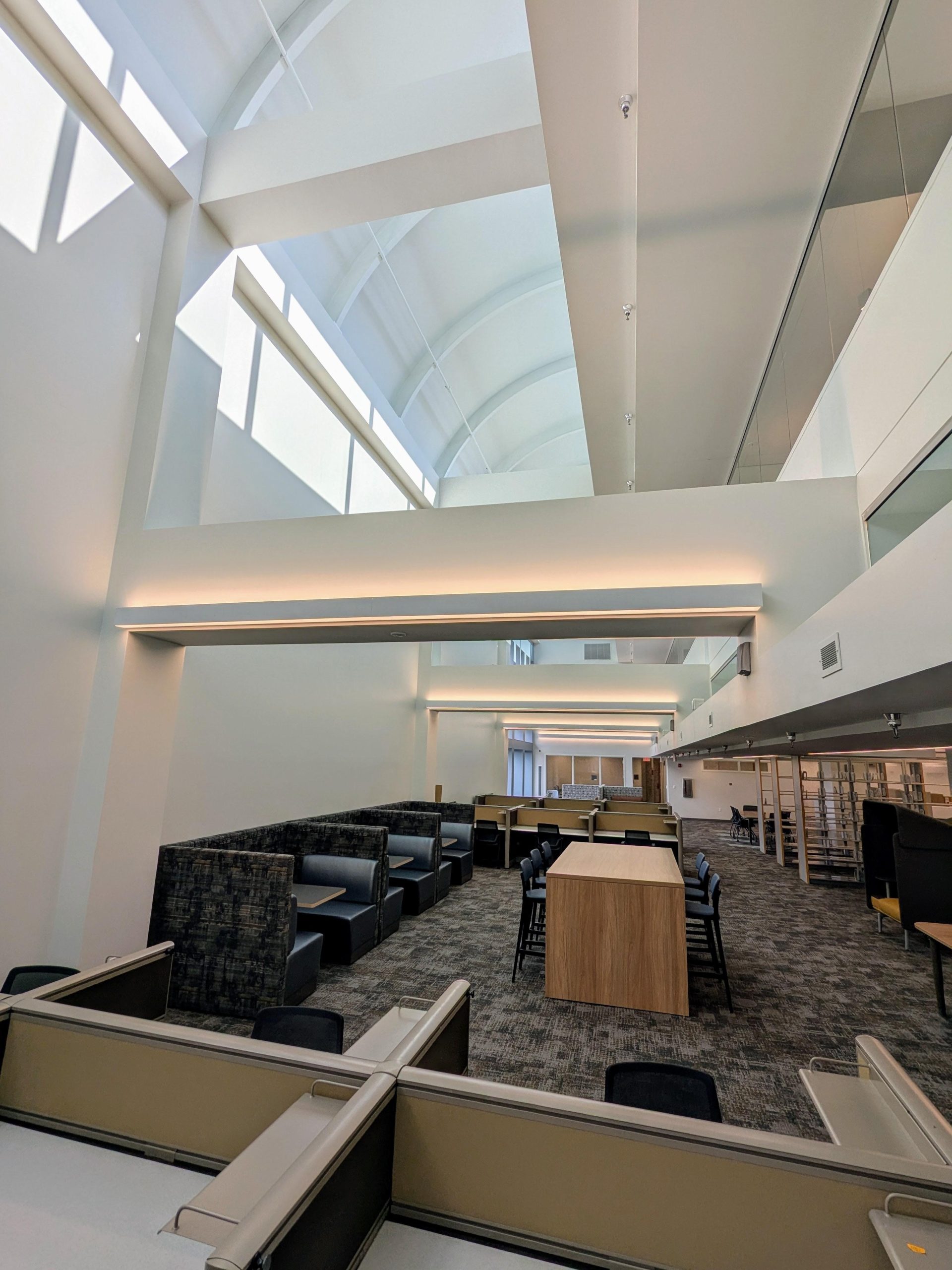 Photo of the new Health Sciences Library